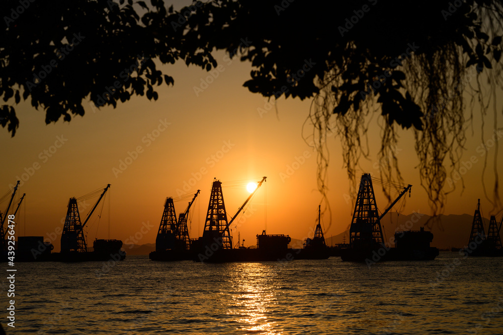 Obraz premium Sunset in Hong Kong