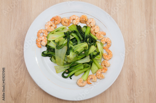 stir fried choy vegetable with shrimp