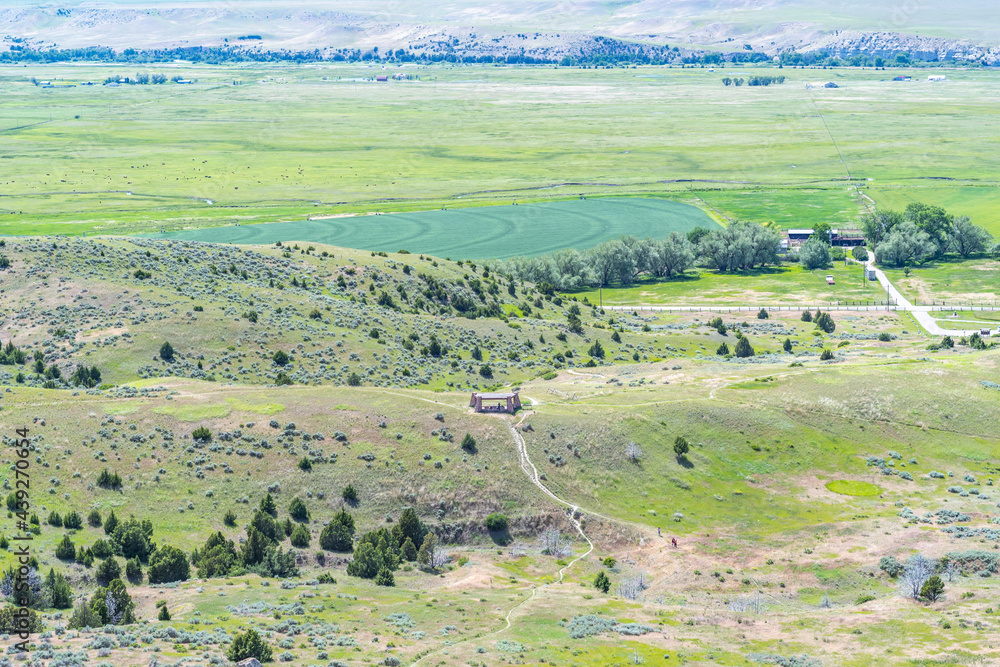 Fototapeta premium An overlooking landscape view of Madison Buffalo Jump SP, Montana