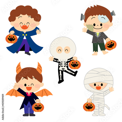 仮装をする子供たち