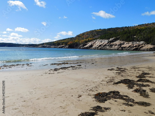 Landscape Photographs of Coastal Maine - Fjords, Autumn Foliage, Mountains, and Forests of Acadia National Park