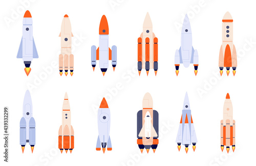 Flat rocket. Space rockets, spaceship start up or idea launch. Isolated shuttle on start, cartoon business development metaphor utter vector icons