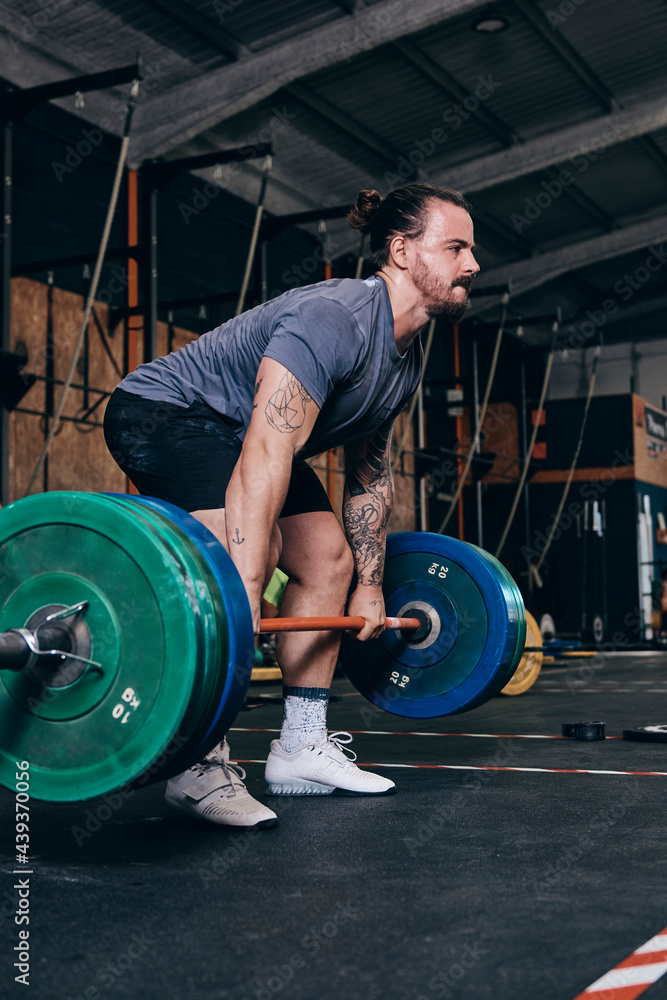Crossfit trainning Crossfit trainning