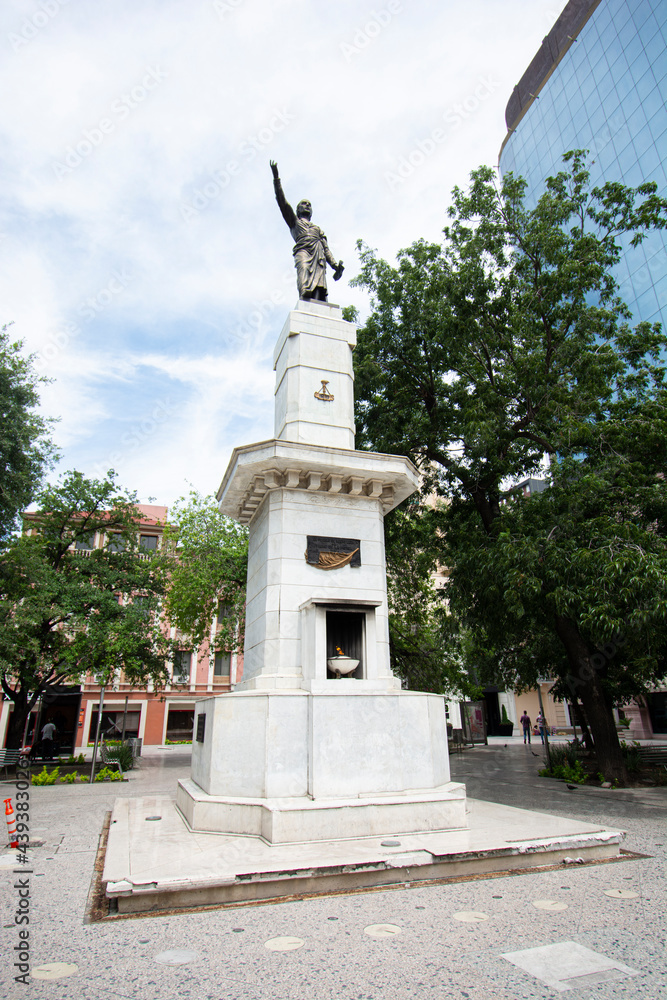 Obraz premium Statue of Miguel Hidalgo y Costilla in Plaza Hidalgo in Monterrey