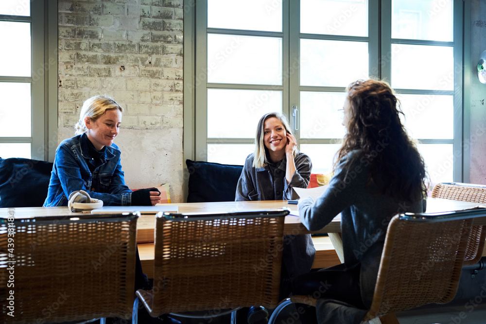 © Guille Faingold/Stocksy - Job interview