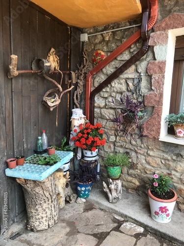 Bodegón rural leonés. Decoración exterior de una vivienda rural en León