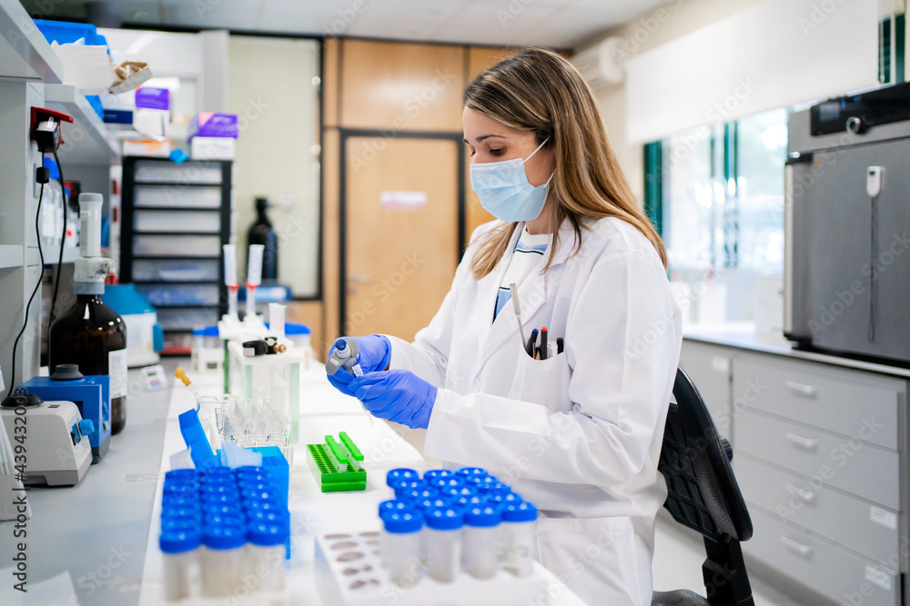 Science Research In A Lab Science Research In A Lab
