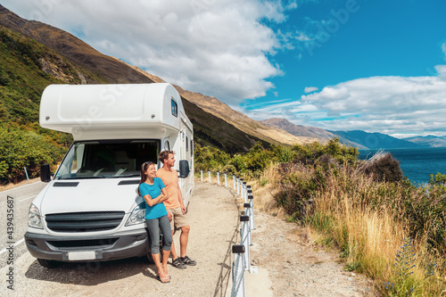 Photo Motorhome RV camper van road trip on New Zealand