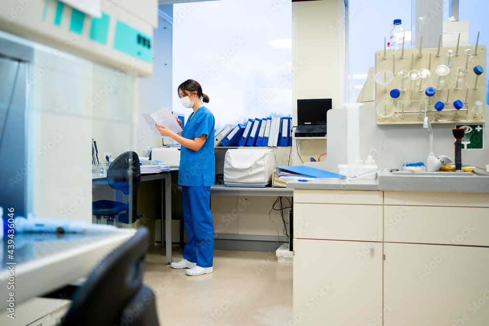Science Research In A Lab Science Research In A Lab