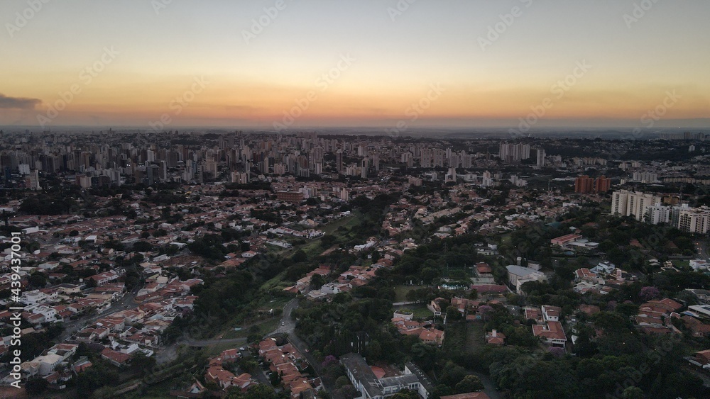 Por do Sol Campinas, Cidade, Brasil, São Paulo, Vista de cima, Vista cidade, prédios, imobiliária