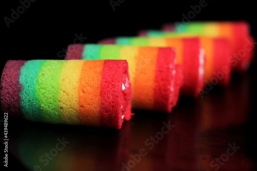 Photo rainbow sponge cake