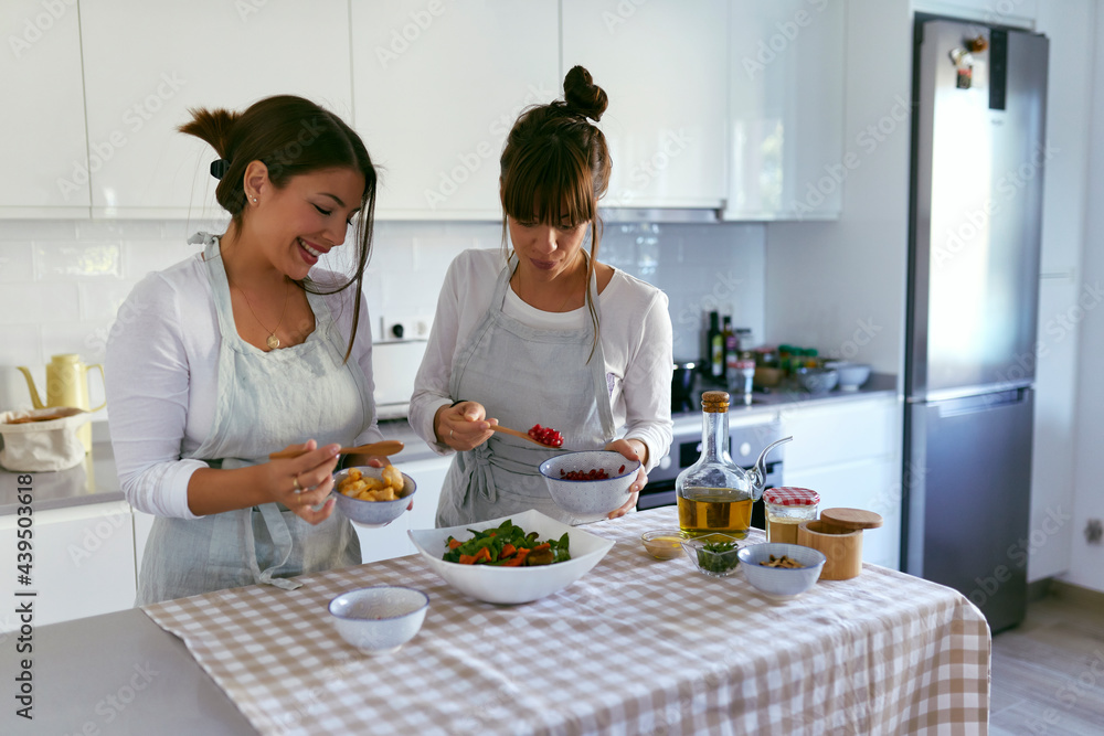 two sisters cooking healthy food two sisters cooking healthy food