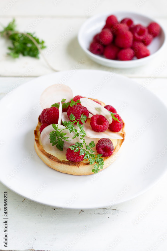 Goat cream cheese tart with white beetroot and raspberry Goat cream cheese tart with white beetroot and raspberry