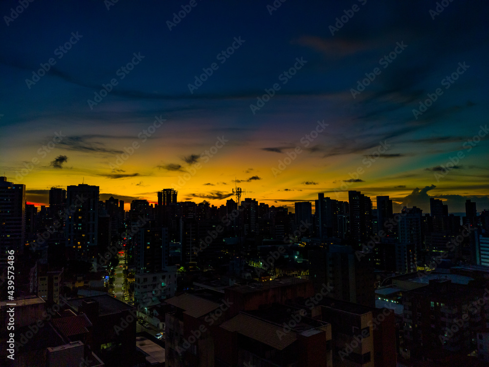 Fototapeta premium sunset over city
