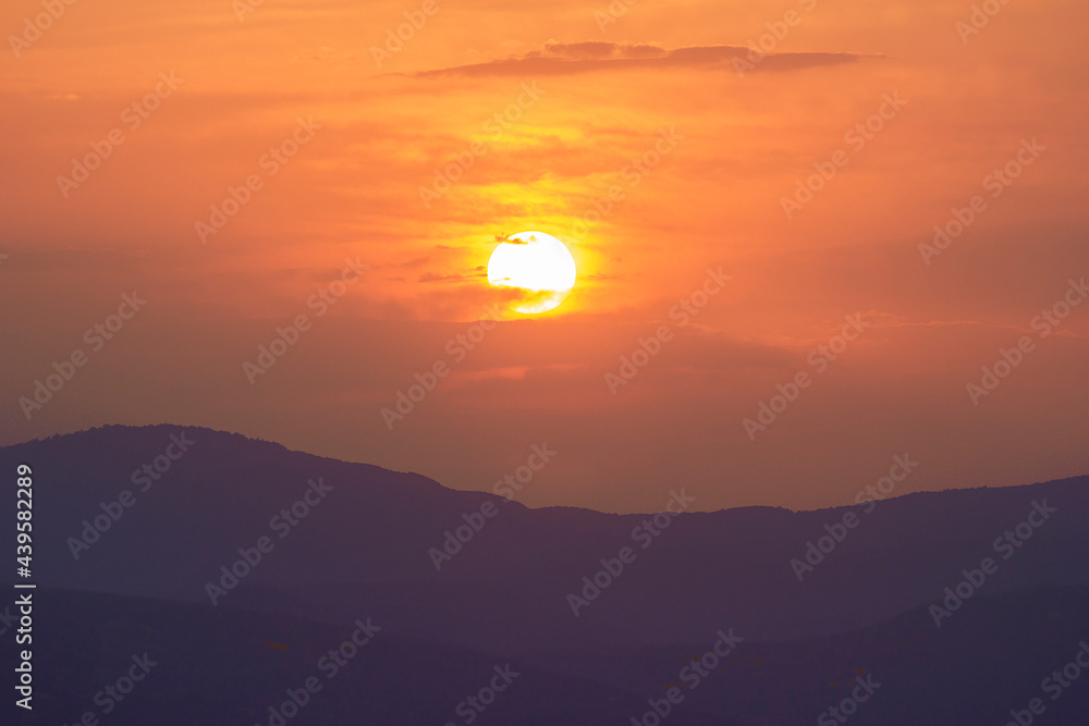 Солнце над Западным Кавказом