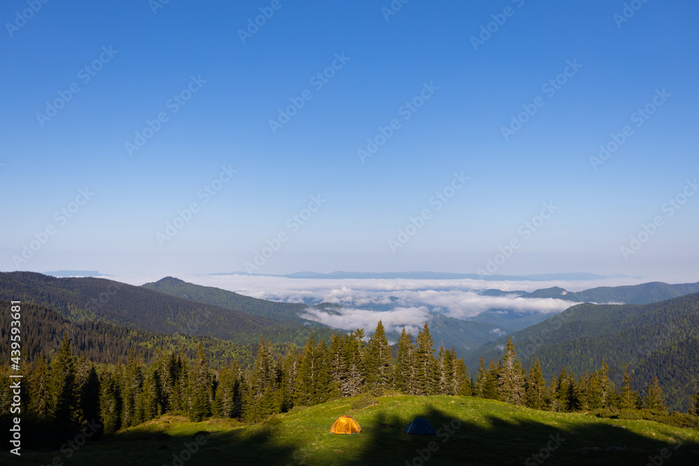 Obraz premium Mountains in summer. Outdoor wonderland or hiking scenery background