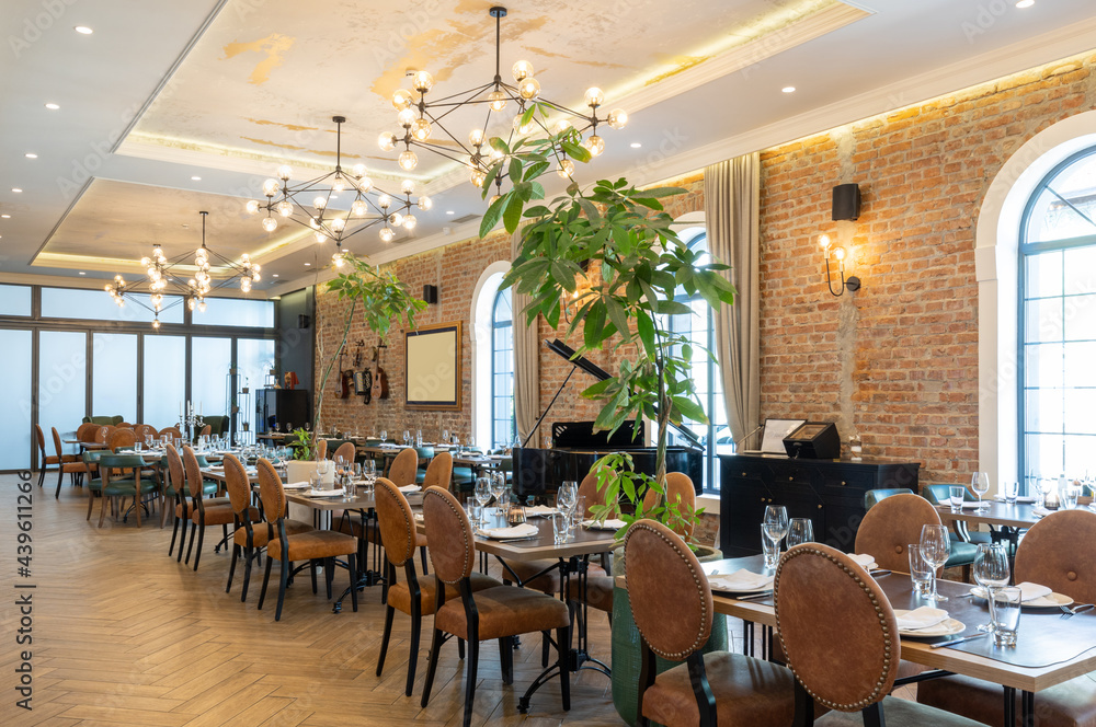 Obraz premium Interior of a modern hotel restaurant