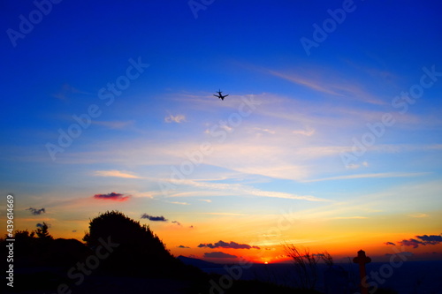 sky sunset airplane © Konstantina