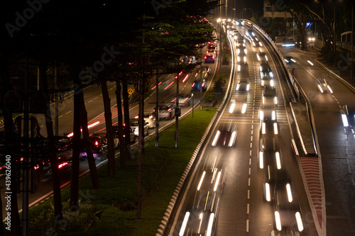Canvas Print Long exposure photograph of night traffic and traffic jams in the city of Kuala