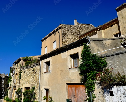 habitation Rousset les vignes village © 357680 ANDRE CUZEL