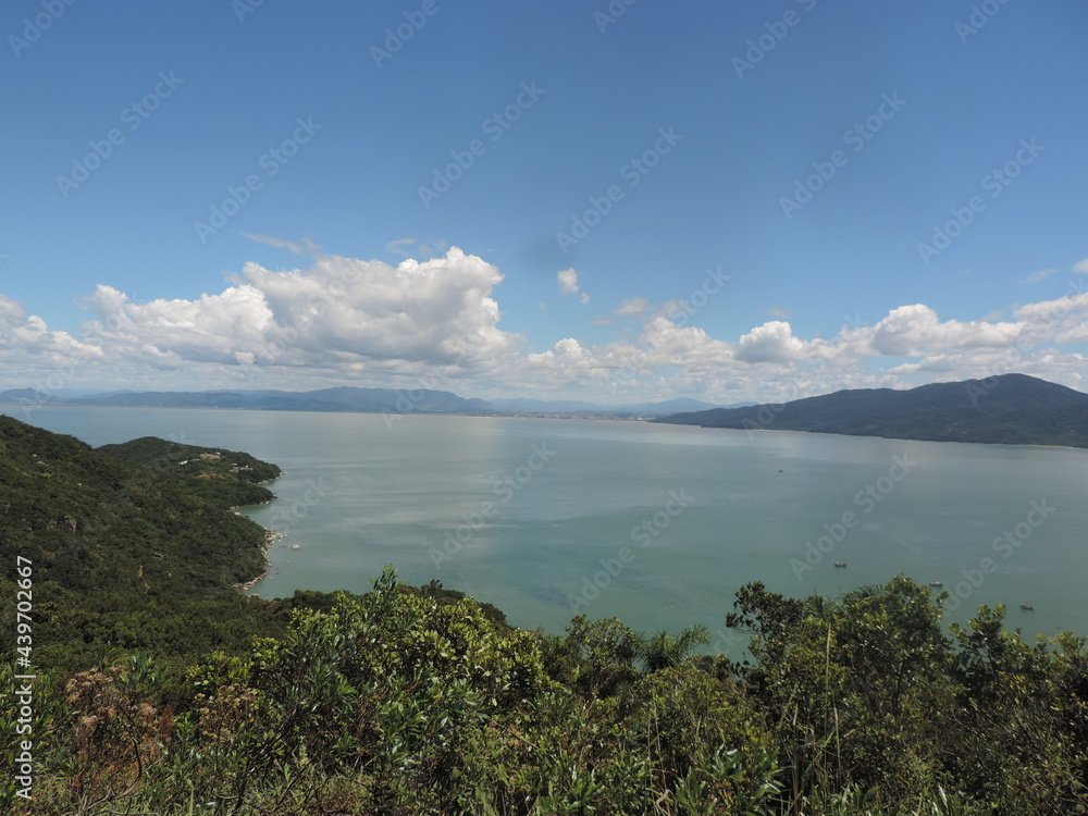 Obraz premium lake in mountains