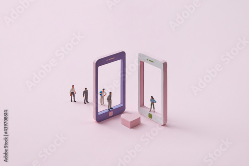 Woman looking for man in dating app