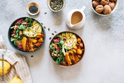 Quinoa bowl with veggies