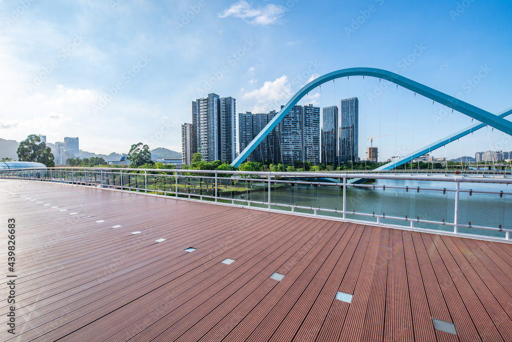 Scenery of Jiaomen River Pedestrian Bridge in Nansha, Guangzhou, China