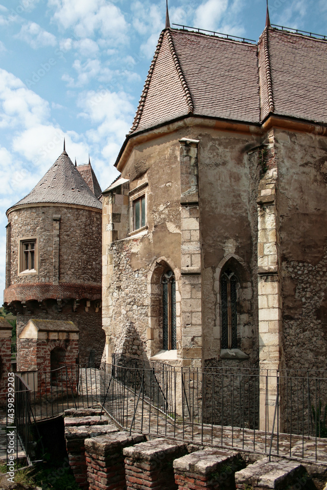 Zamek Hunedoara w Rumunii