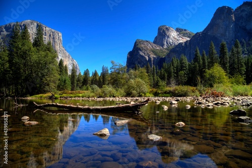 Yosemite © Dawnita