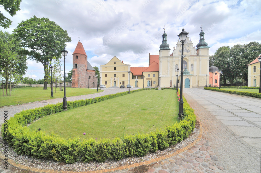 Kościół Świętej Trójcy i Najświętszej Maryi Panny w Strzelnie.