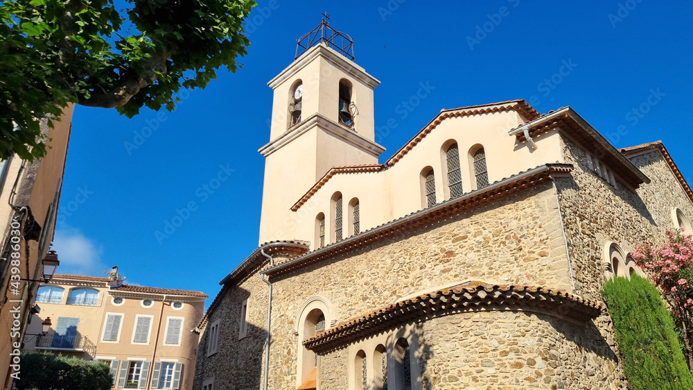 Fototapeta premium Sainte-Maxime church, South of France