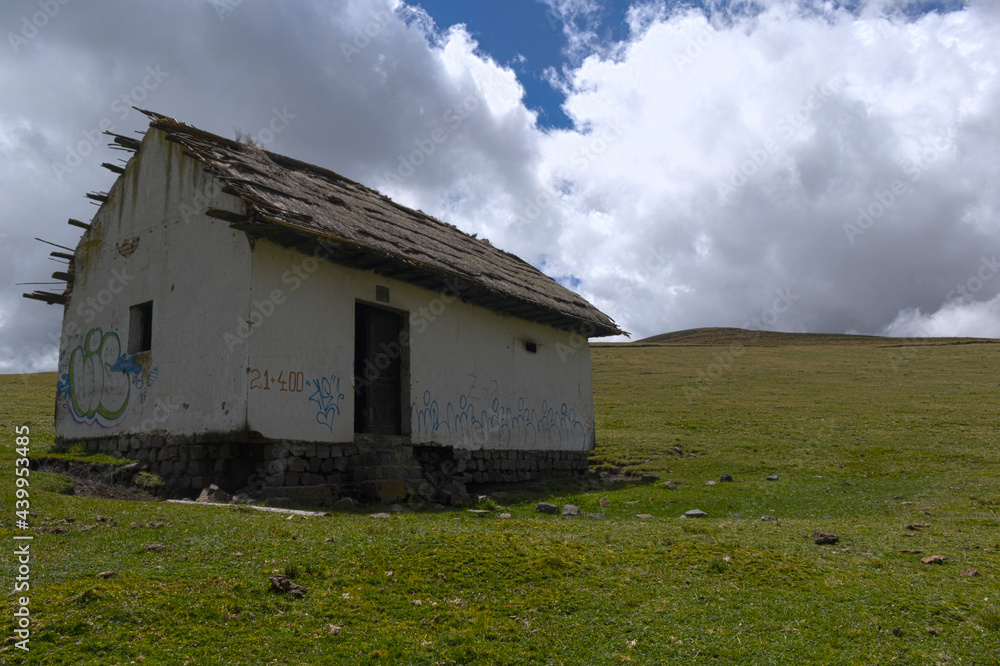 Obraz premium Casa en páramo 