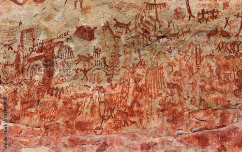 Pintura rupestre en Cerro Azul, Guaviare 