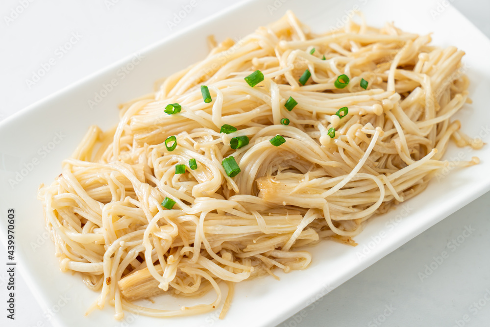 stir-fried golden needle mushroom with butter stir-fried golden needle mushroom with butter