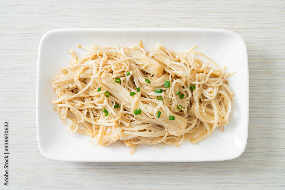 stir-fried golden needle mushroom with butter stir-fried golden needle mushroom with butter