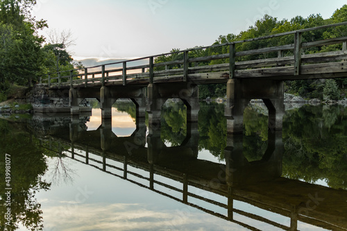 Wallpaper Mural Bridge Water Reflection - Chesapeake and Ohio Canal Towpath, Maryland Torontodigital.ca