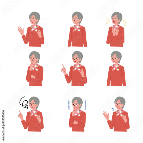 シニア女性の表情　上半身のイラスト