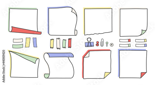 Doodle hand drawn memo notes and reminders vector llustration set. Simple drawing doodle style sketches of square paper sheets with curved corners cute diary design with clip, pins and duct tape.