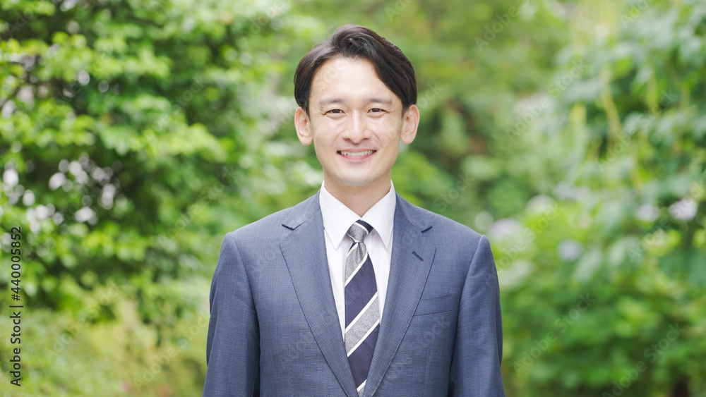 ビジネスマン・屋外