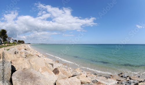 sur la plage du teven    l   le tudy en Finist  re Bretagne France 