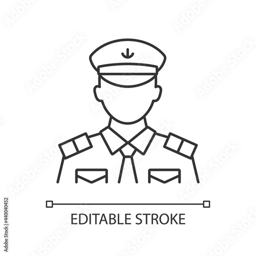 Male chief officer linear icon. Controlling crew. Cruise travel for visitors. Thin line customizable illustration. Contour symbol. Vector isolated outline drawing. Editable stroke
