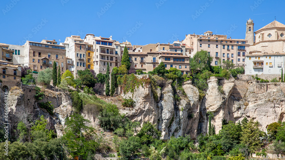 Cuenca - Houses on the very brink of cliff