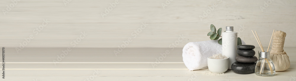 Beautiful spa composition on white wooden background with space for text - obrazy, fototapety, plakaty 