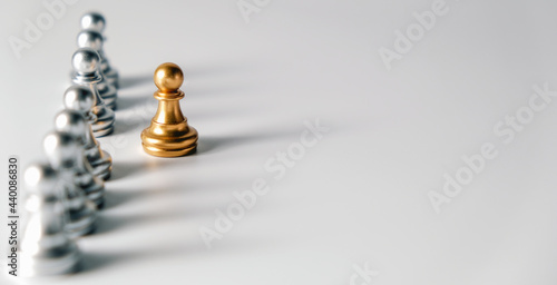 Принти на полотні Golden chess moves out of the line