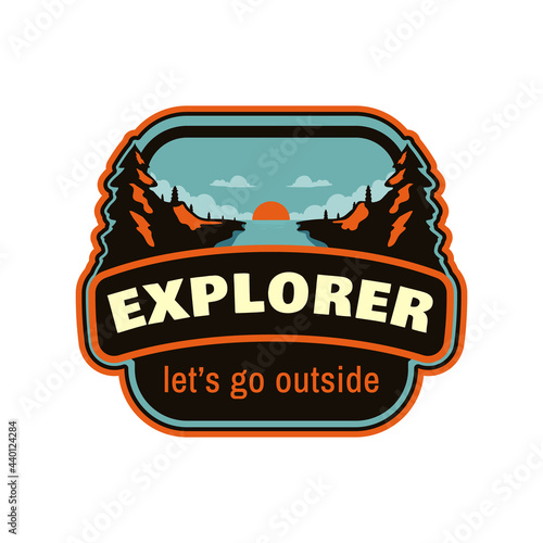 Fototapeta Naklejka Na Ścianę i Meble -  explorer outdoor mountain logo National park badge patch  emblem vintage illustration