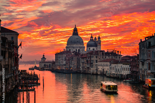 Grand Canal and Basilica Santa Maria della Salute at sunset in Venice, Italy © Pawel Pajor