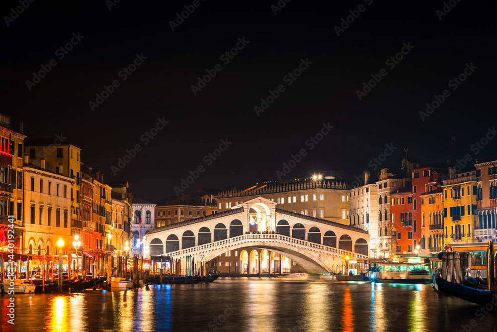 Rialto bidge at night in Venice. Italy