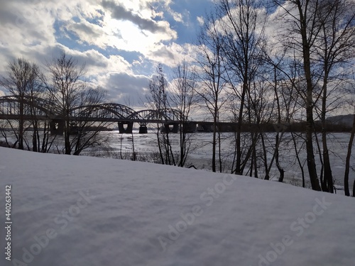 Fototapeta Naklejka Na Ścianę i Meble -  winter landscape with snow covered bridge