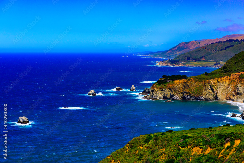 The Pacific Ocean from Hurricane Point. The Pacific Ocean from Hurricane Point.